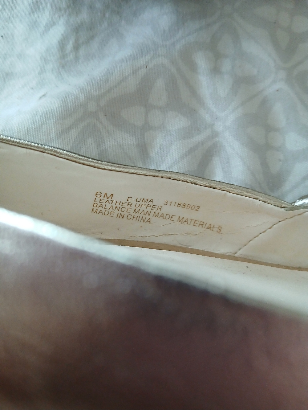 Etienne Aigner Women's Uma Peep-Toe Wedge Champagne Sz 6 Leather Bridal Formal - Picture 9 of 10